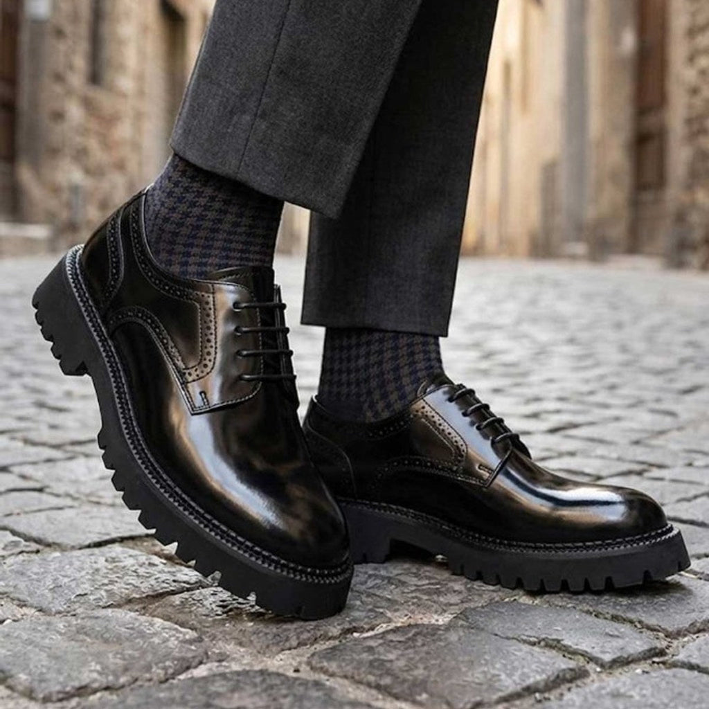 Derby verni noir semelle crantée